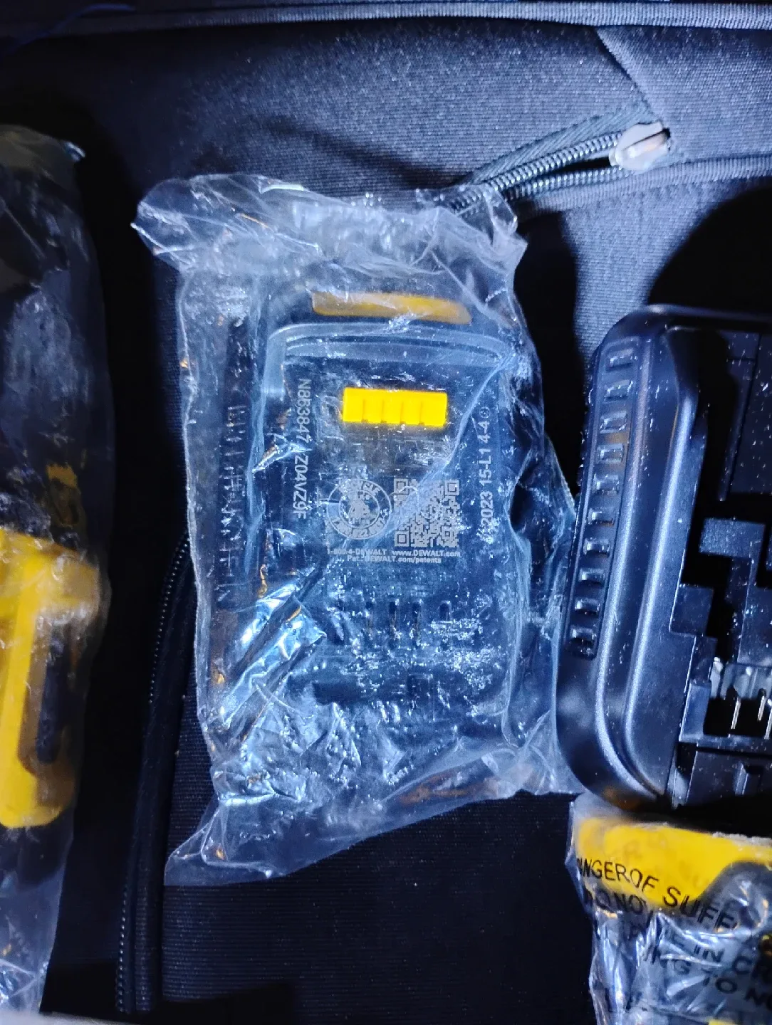DeWalt Cordless Drill Kit - New in Bag image indicator(5)