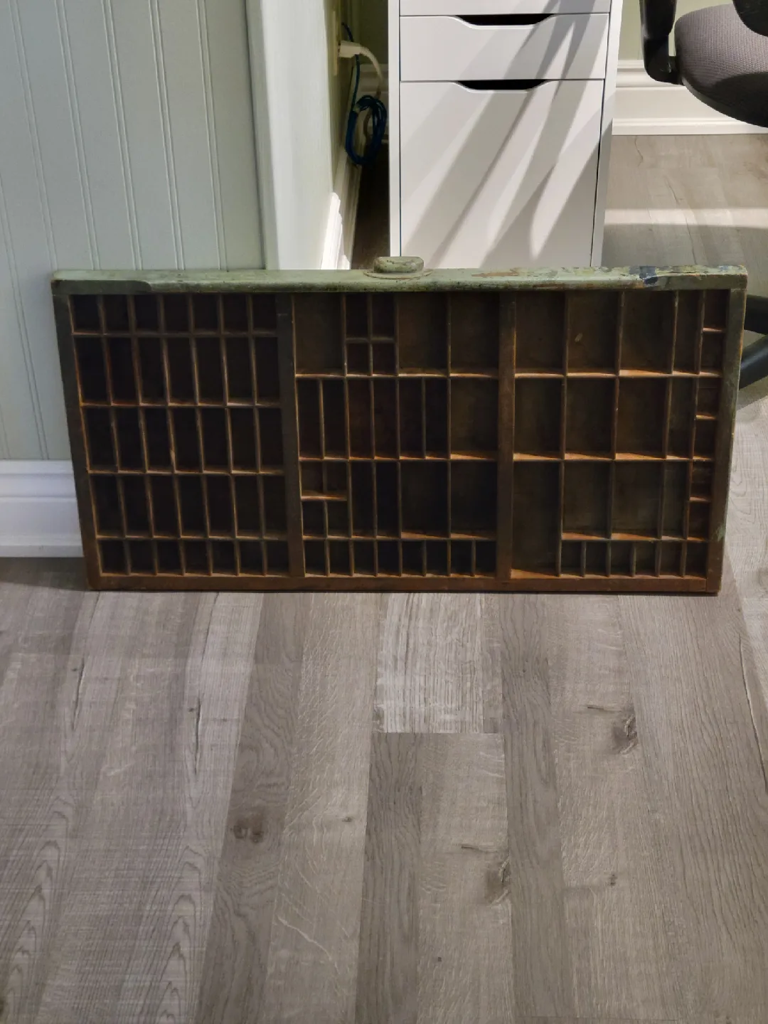 Vintage Hamilton Printers Tray. shelf. image indicator(4)