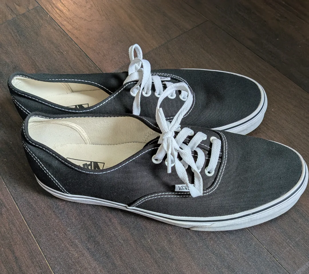 Vans Authentic Lo Pro Black Sneakers - Size 11 image indicator(2)