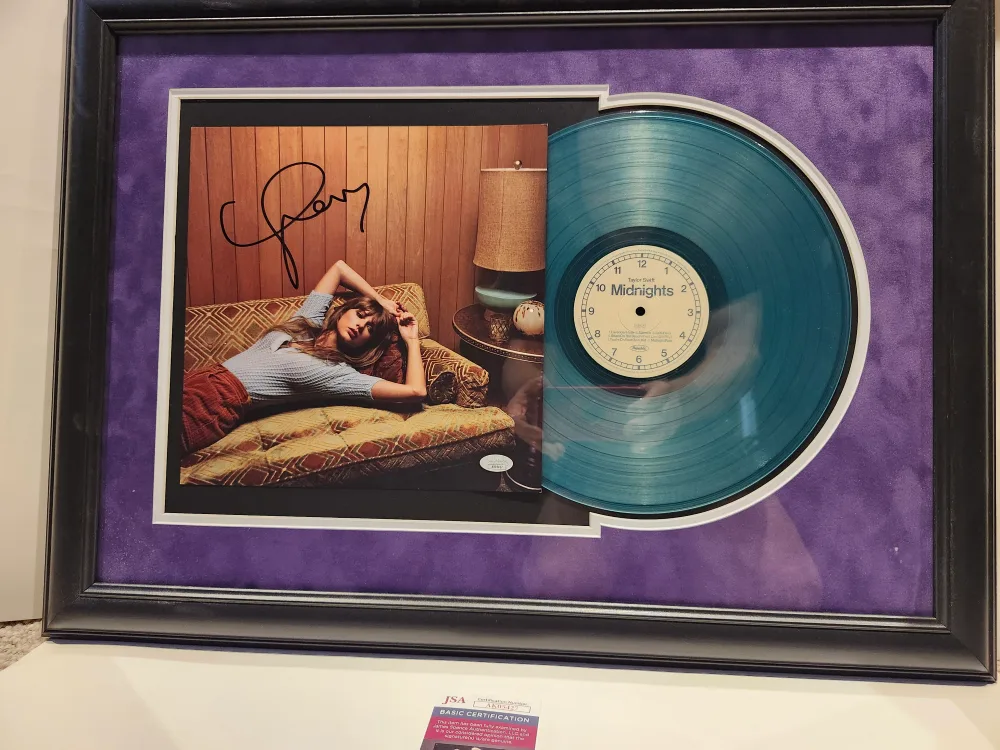 Signed Taylor Swift 'Midnights' Vinyl Record image indicator(2)