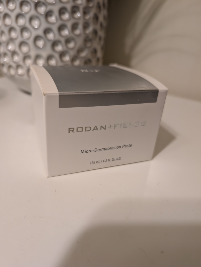 Rodan + Fields Micro-Dermabrasion Paste (New)