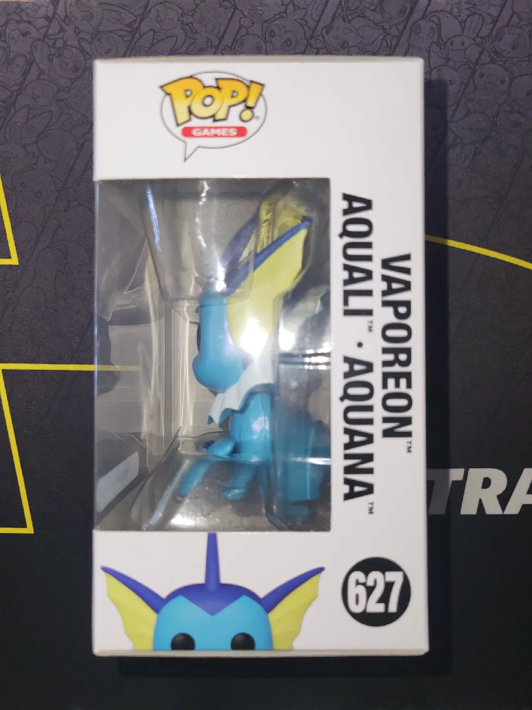 Pokemon Center Exclusive Funko Pop Vaporeon 627 image indicator(2)