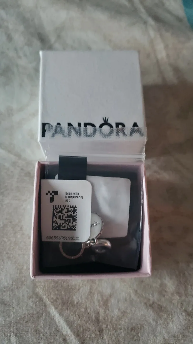 Pandora Queen Crown Dangle Charm with Gift Box image indicator(3)