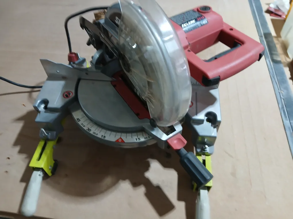 Ryobi SKILSAW 3316 Compound Miter Saw image indicator(2)