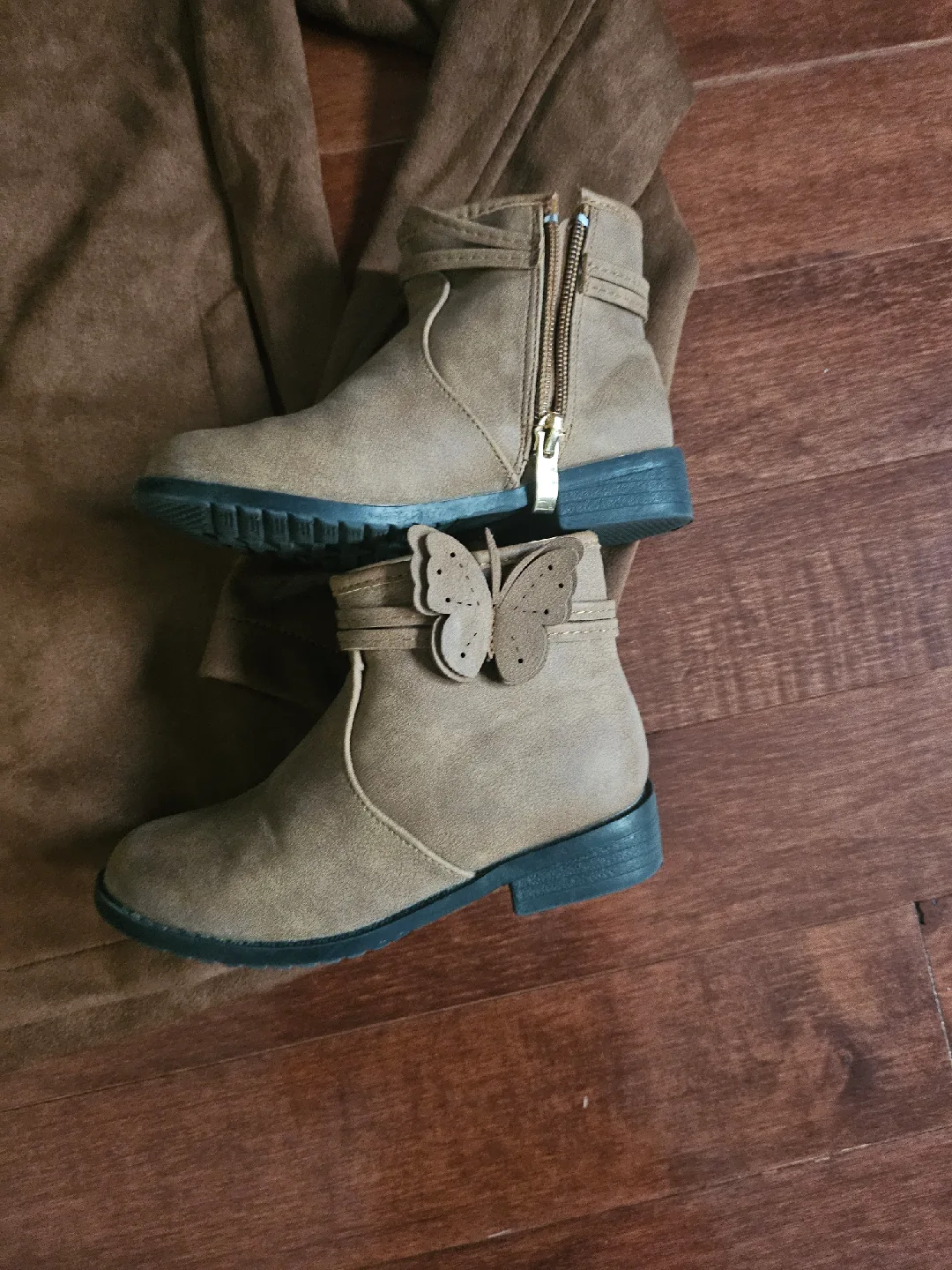 Brown Ankle Boots & Jacket Set image indicator(3)