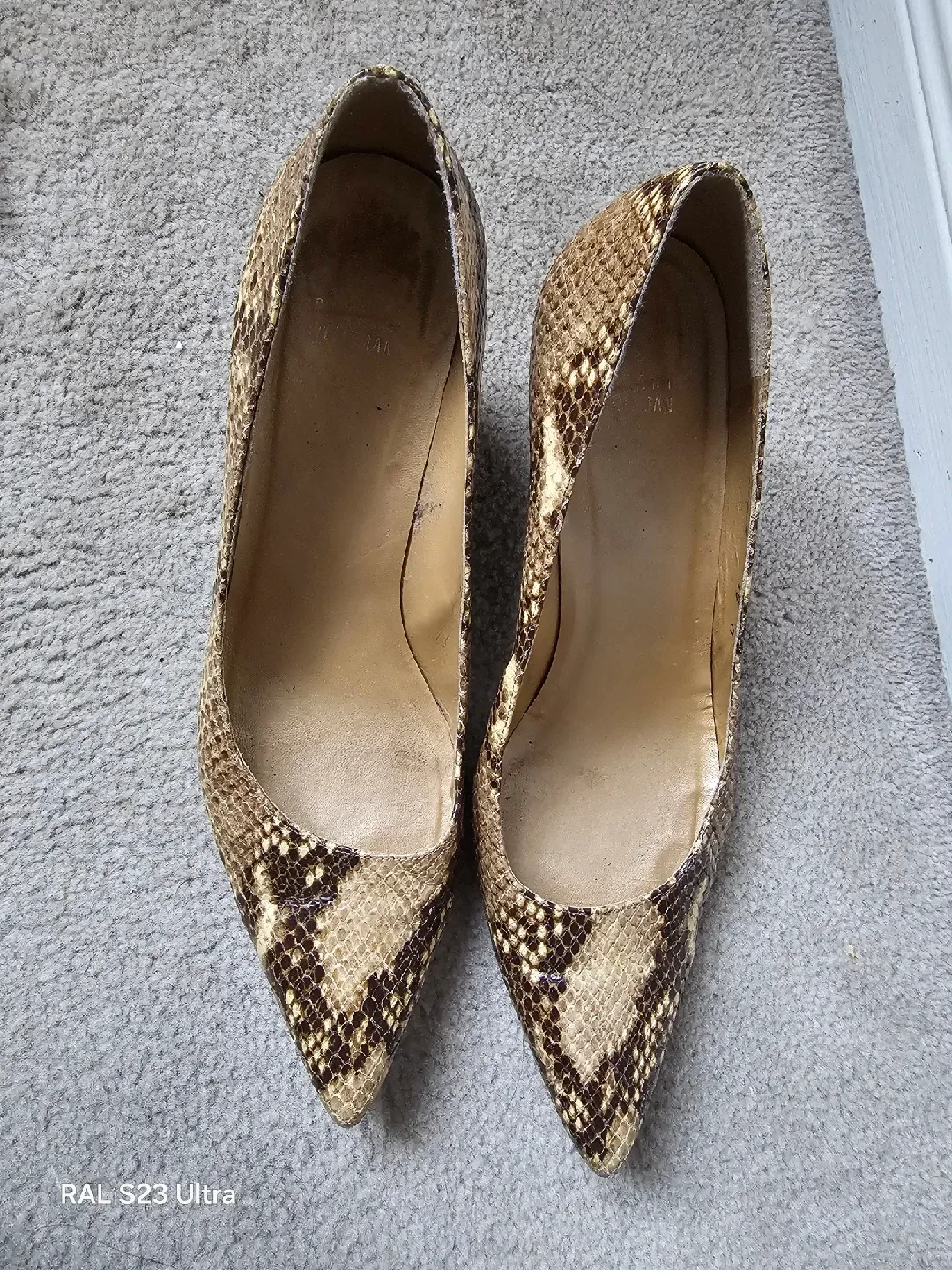 Stuart Weitzman Snakeskin Pumps, Size 10