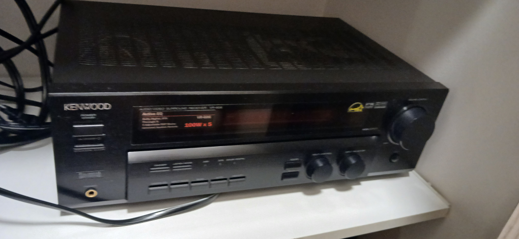 Kenwood VR-406 Audio Video Surround Receiver