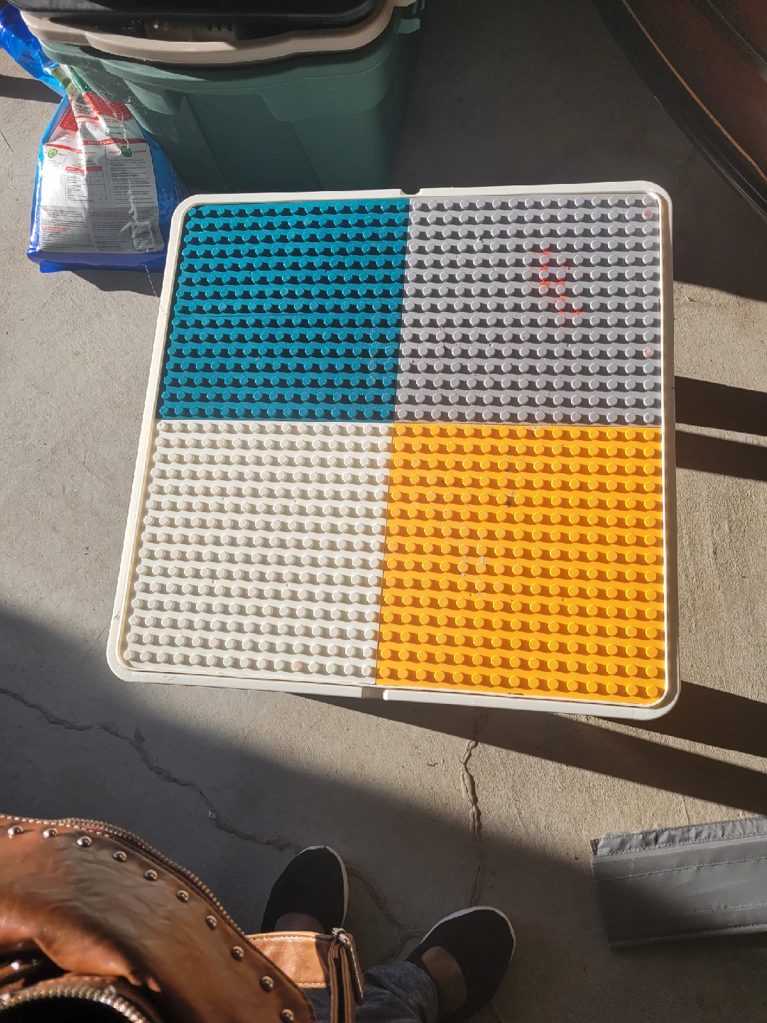 Folding Lego Compatible Table - photo 3