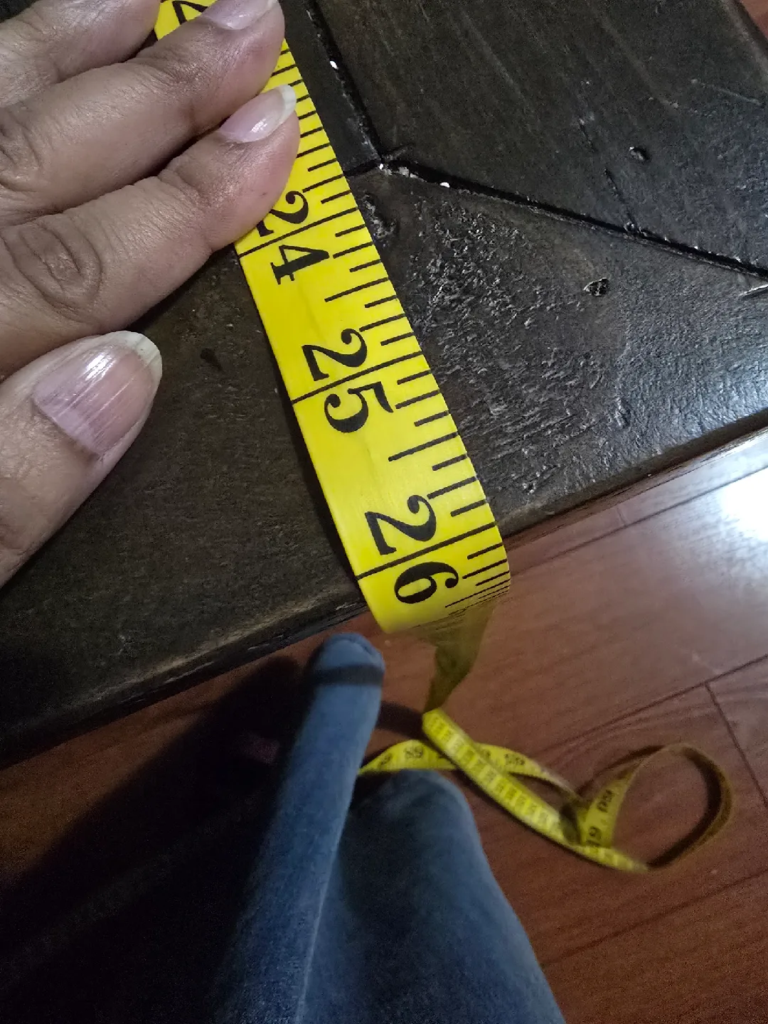 Rustic Farmhouse Style Coffee Table with Storage image indicator(5)