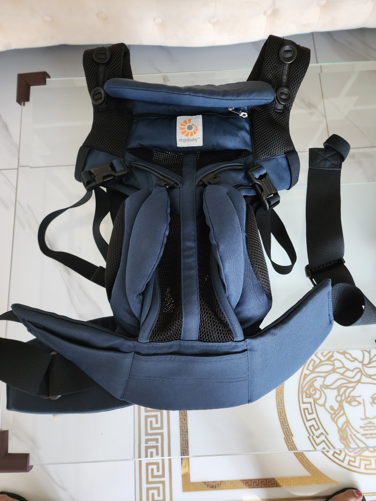 Brand new Ergobaby Baby Carrier - Navy Blue - photo 2