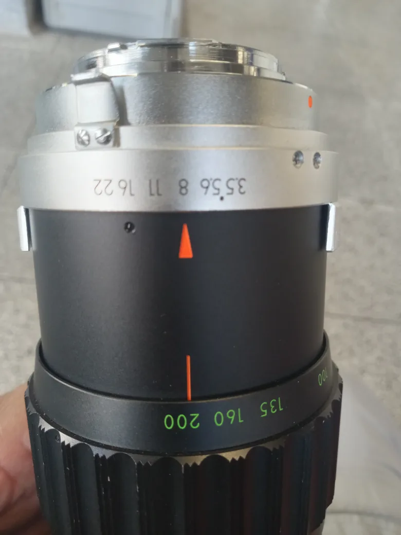 Soligor C/D 80-200mm f/3.5 Lens image indicator(8)