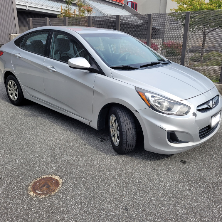 2013 Hyundai Accent - Silver Sedan - photo 3