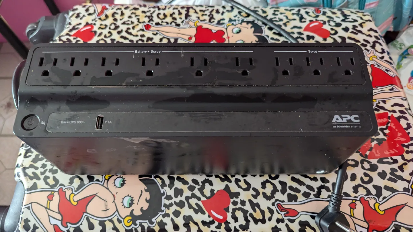 APC Back-UPS 600 Power Surge Protector image indicator(3)