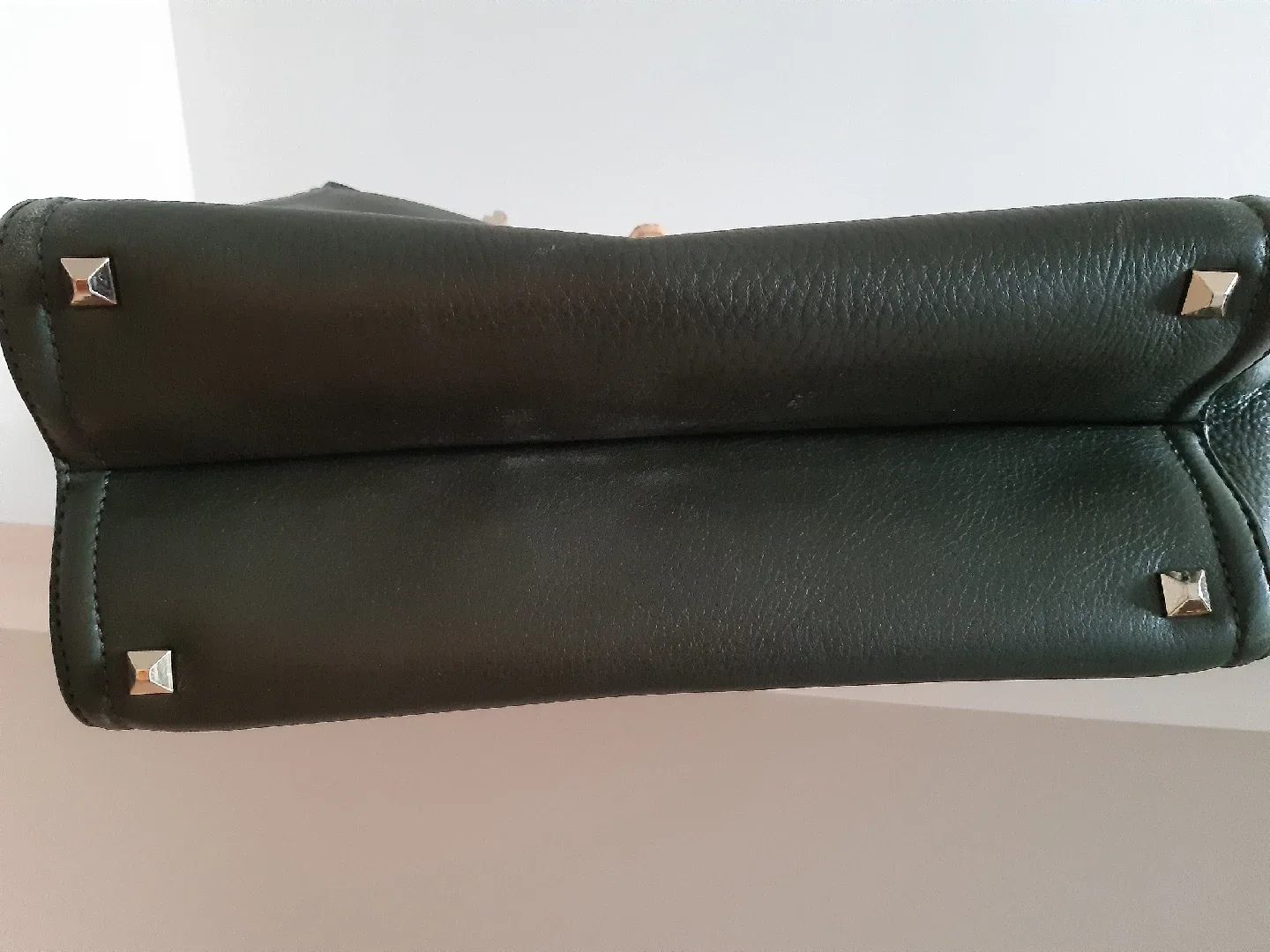 green Kate Spade Purse with bamboo handles image indicator(6)