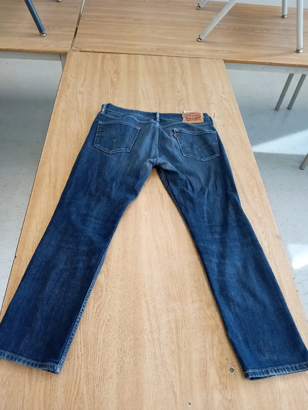 Levi Strauss & Co. Jeans, W34 L30 image indicator(5)