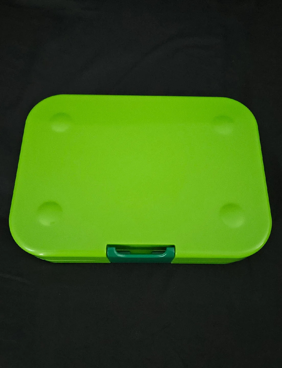 Large Yumbox Lunchbox (4 compartment) image indicator(5)