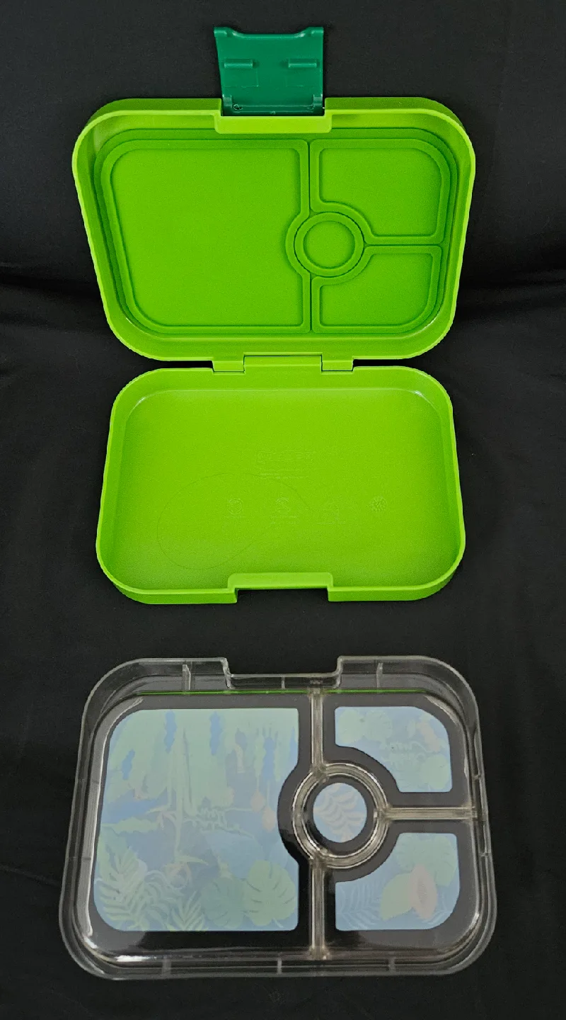 Large Yumbox Lunchbox (4 compartment) image indicator(3)