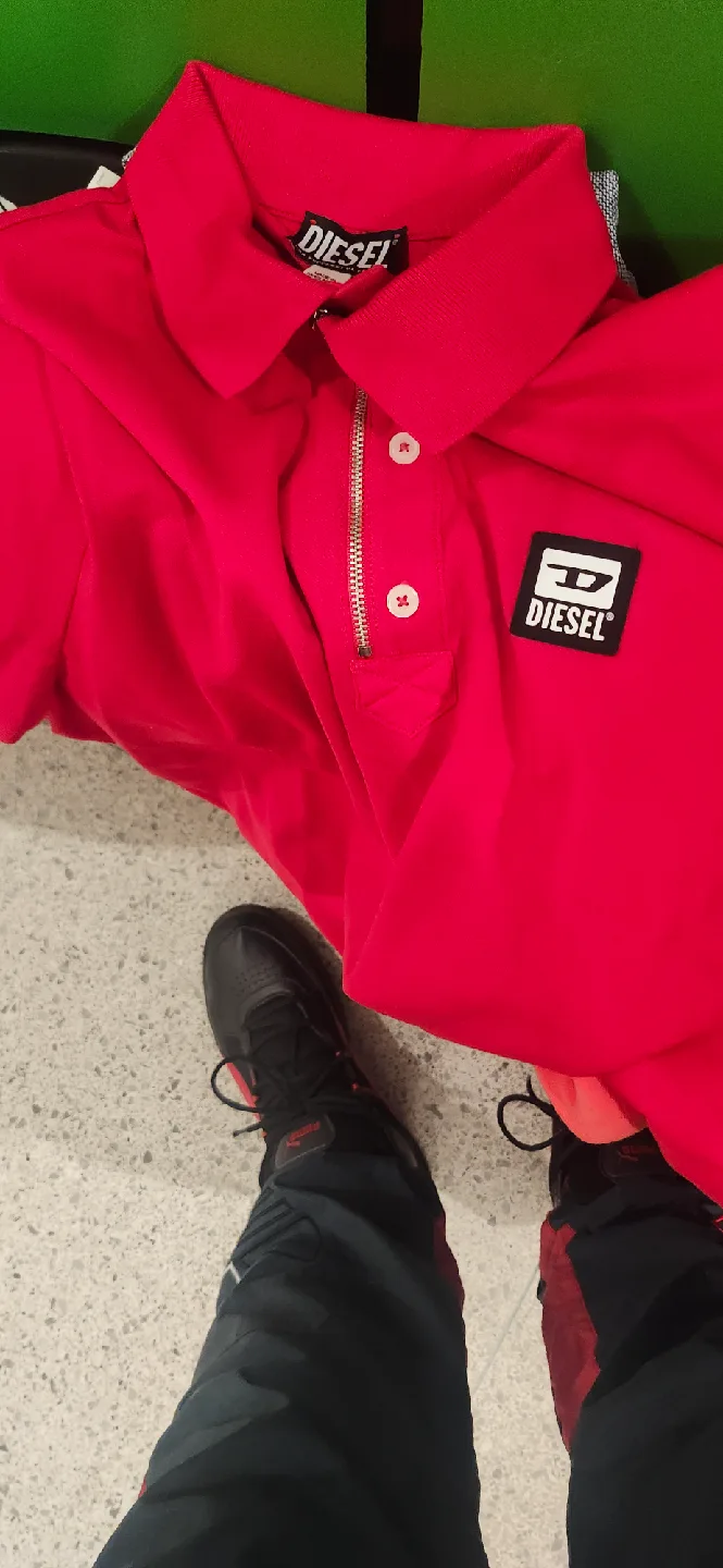 All Brand New 50% Plus Off Available in S to XXL image indicator(3)