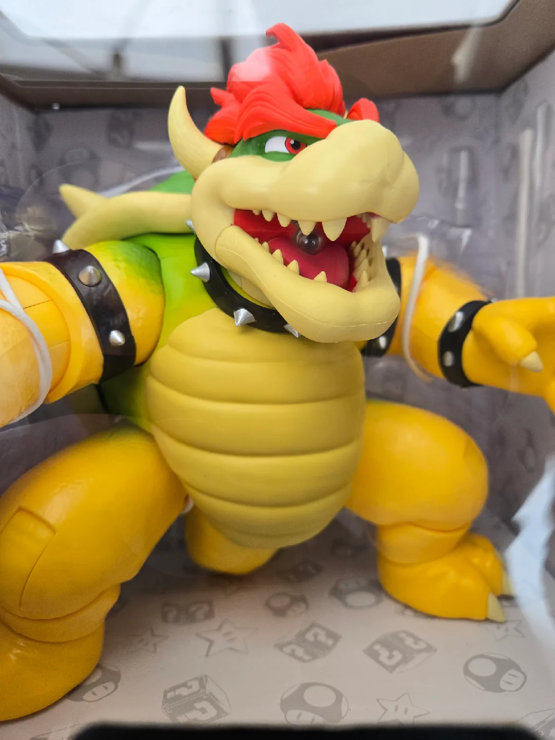 The Super Mario Bros. Movie – 7” Feature Bowser with Fire Breath image indicator(9)