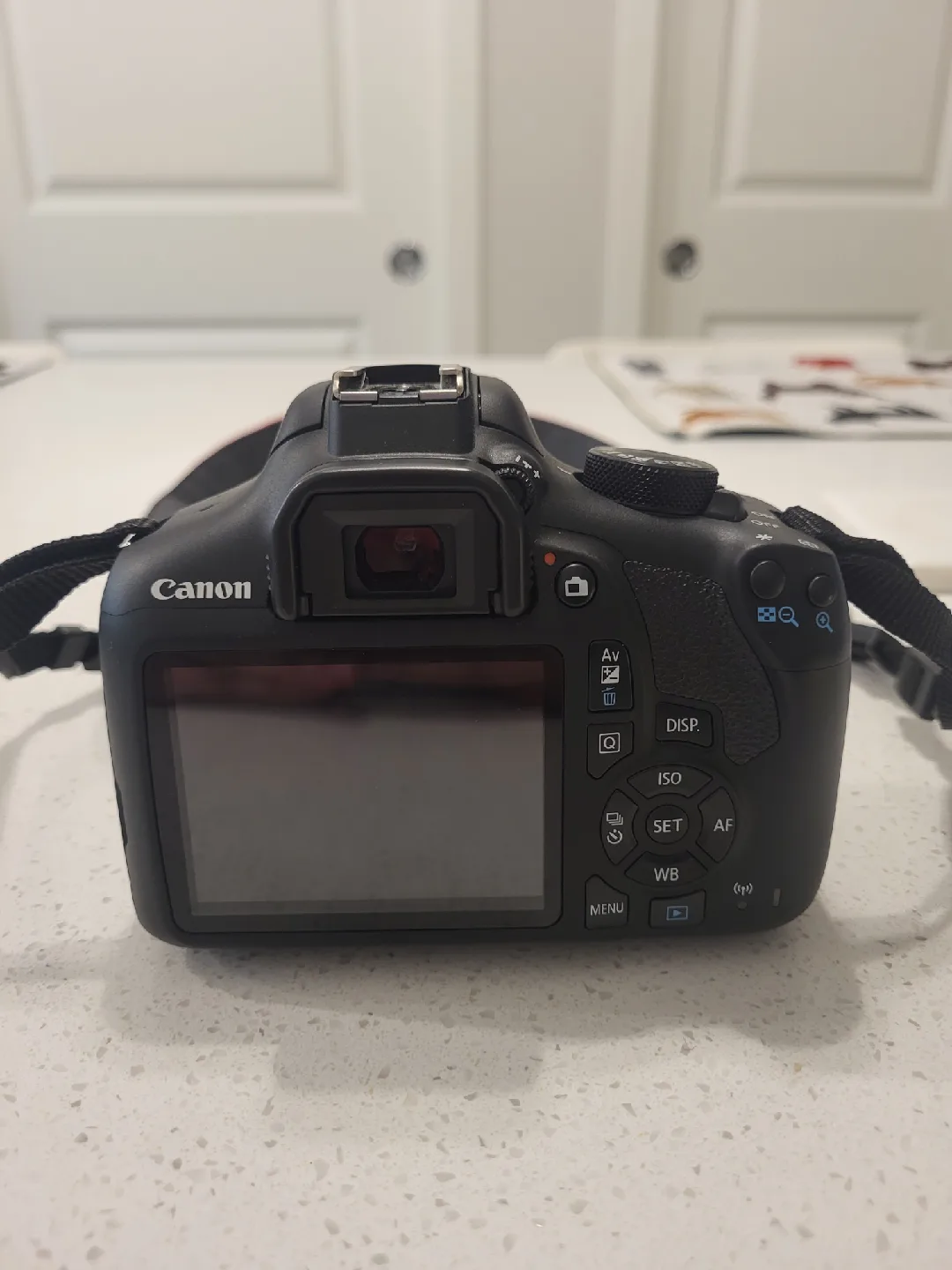 Canon EOS Rebel T6/1300D DSLR Camera image indicator(2)