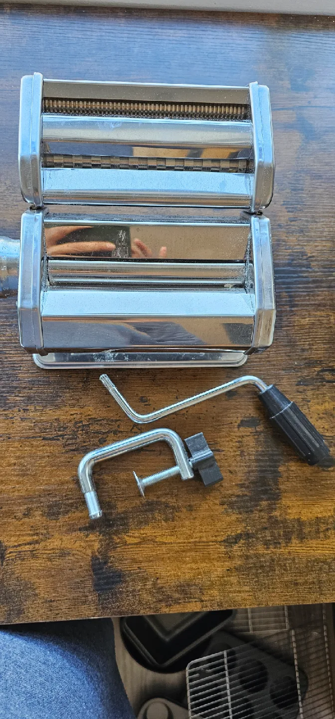 Vintage Pasta Maker image indicator(2)