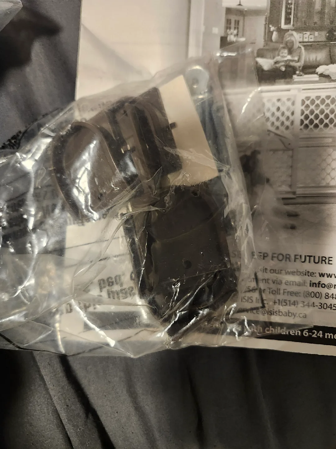 North States Brown Expandable Baby Gate image indicator(3)