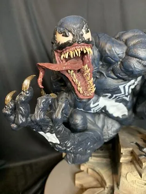 Sideshow Collectibles Spiderman Comiquette Statue image indicator(2)