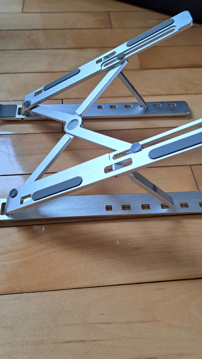Adjustable Aluminum Laptop Stand