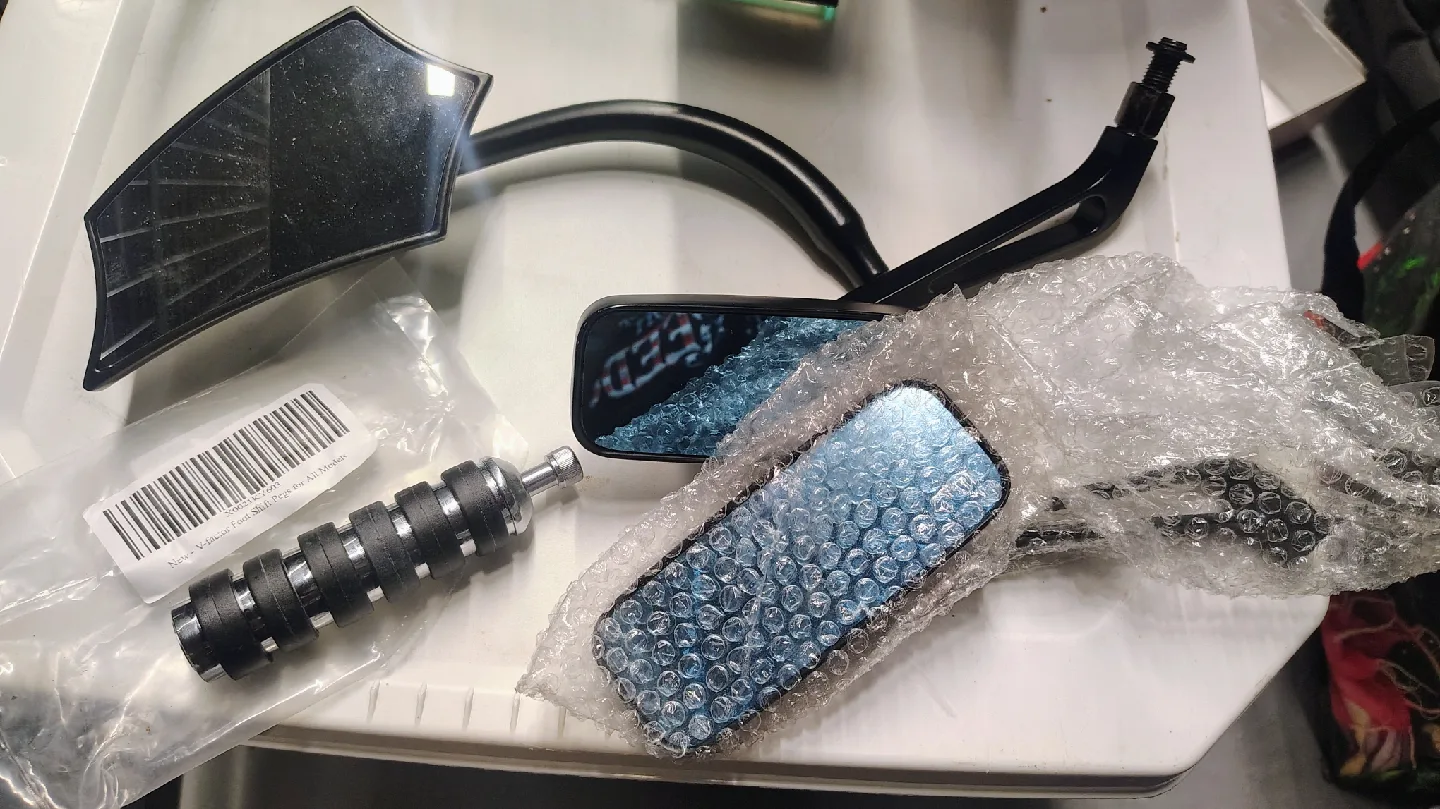 Harley Davidson Speaker, Mirrors, Foot Pegs, Headlight image indicator(5)