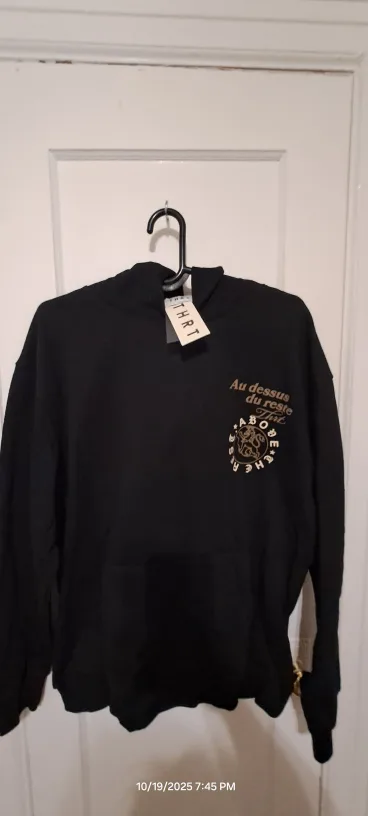 ABOVE THE REST Black Hoodie THRI image indicator(2)