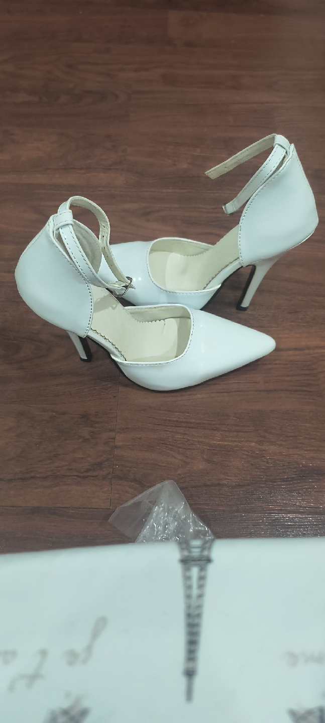 White Pointed Heels 7.5 - photo 4