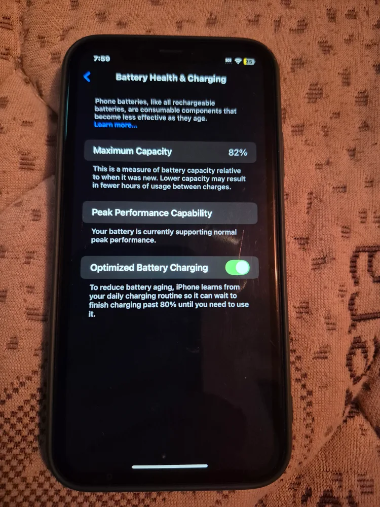 iPhone XR - 64GB - Unlocked image indicator(2)