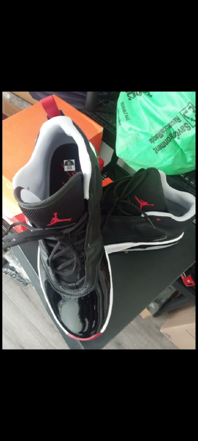 Jordan Shoes in 10M or 12M, Prices Range $150-$175 - photo 3