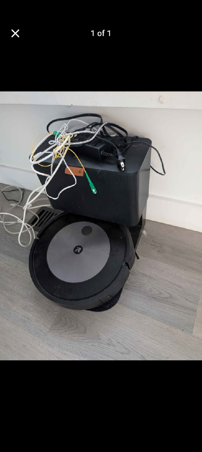 iRobot Roomba i3+ Robot Vacuum