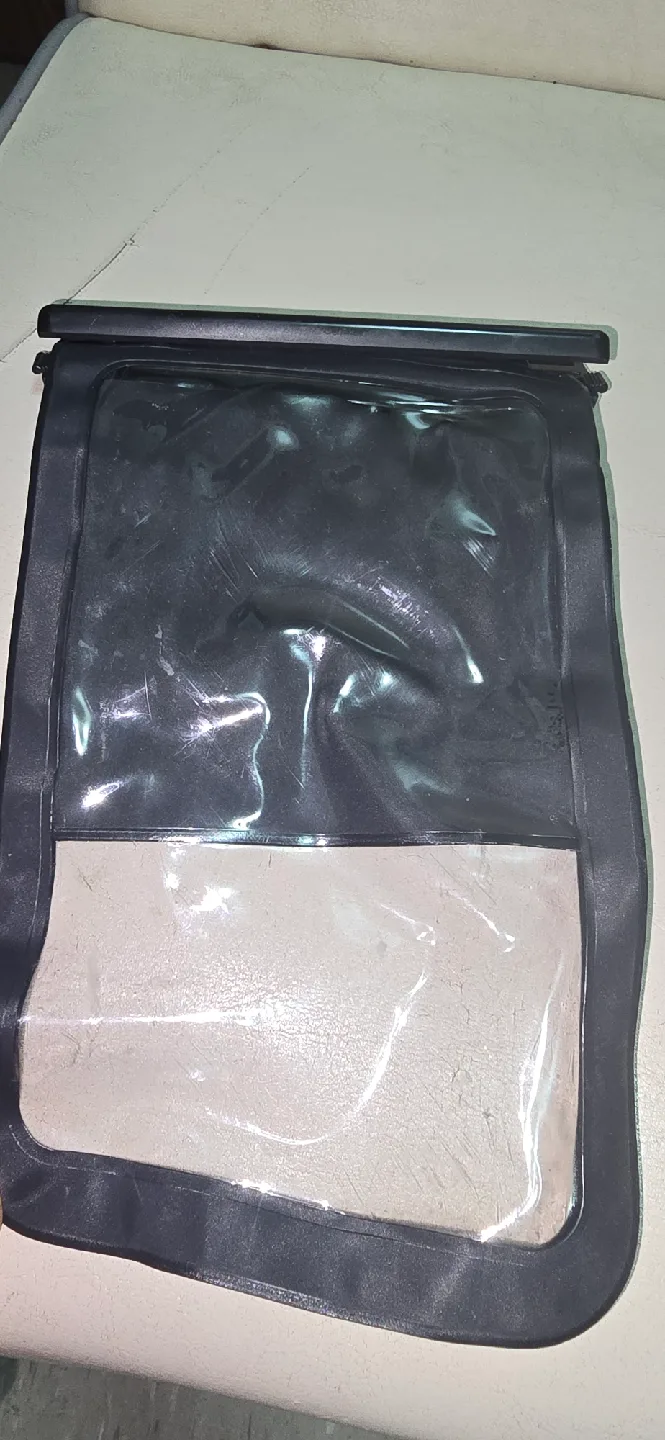 Waterproof Phone Pouch - Black image indicator(2)