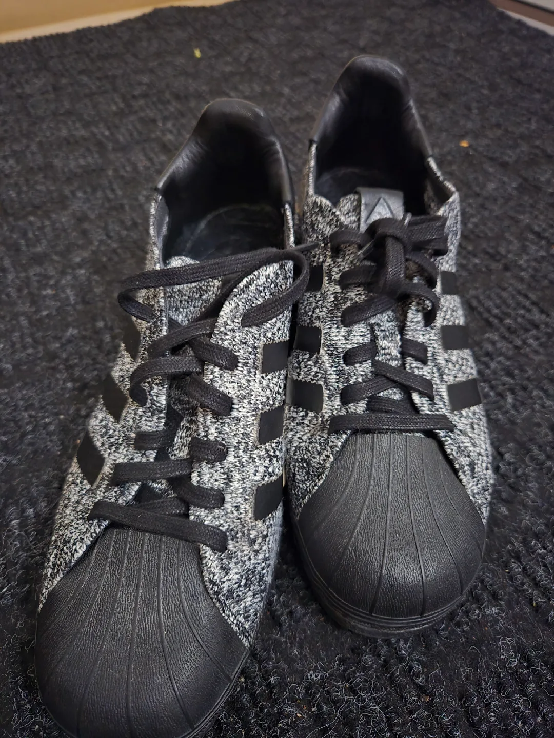 Adidas Superstar Boost Primeknit - Size 9.5 US image indicator(2)