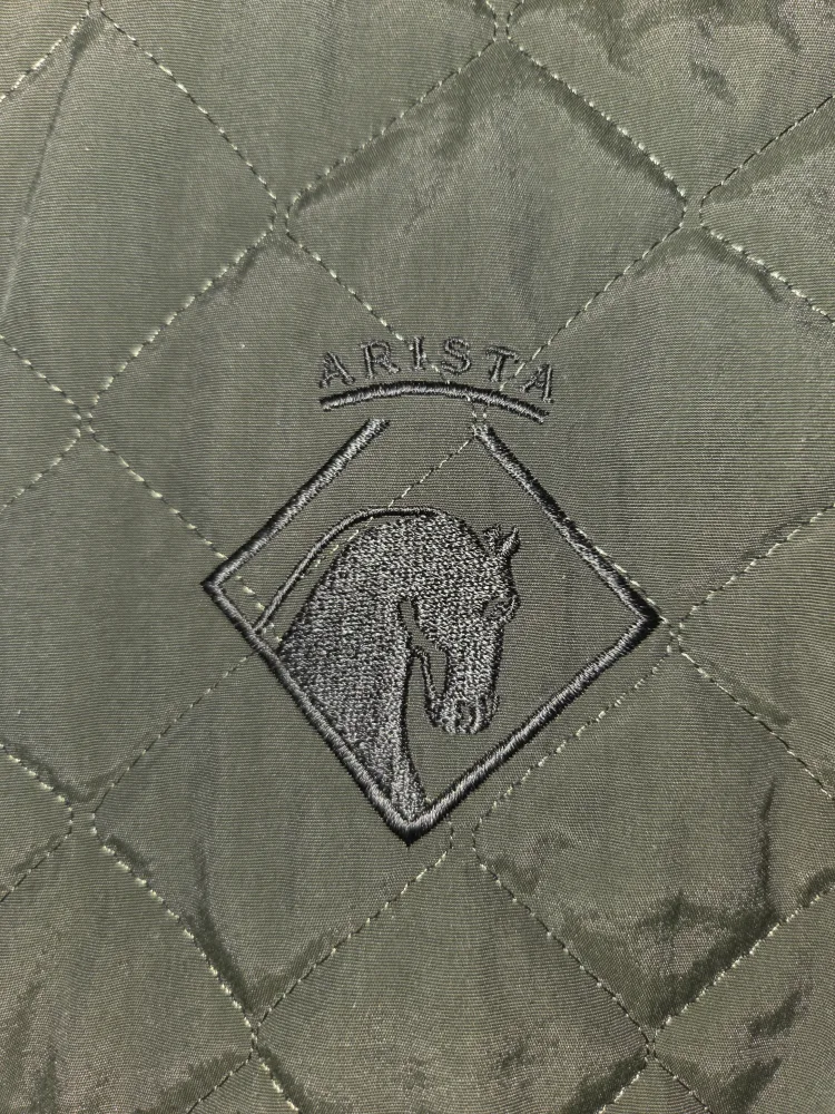 Arista Quilted Vest - Size Medium image indicator(3)