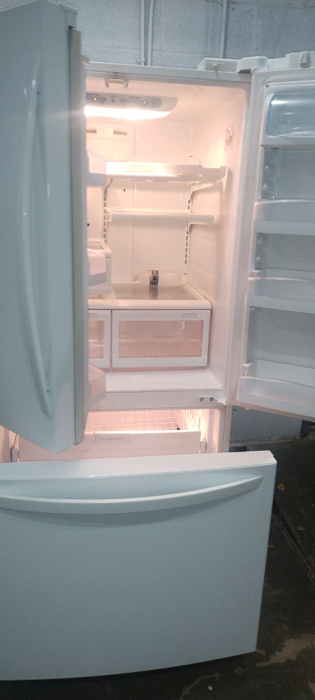 LG French Door Refrigerator - photo 2