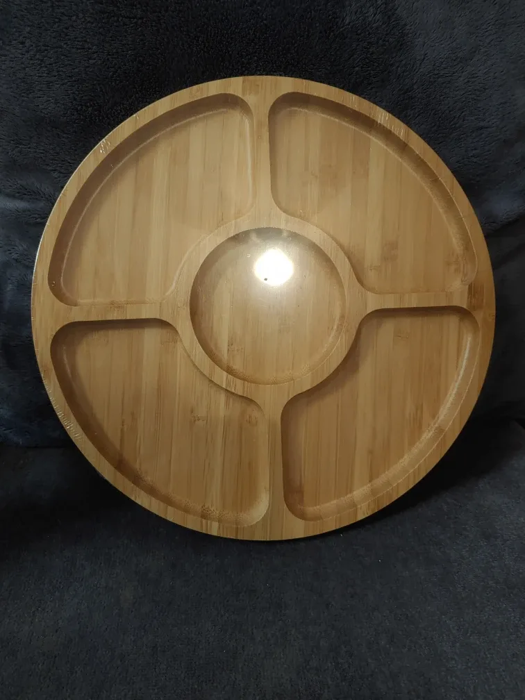 Smirly Bamboo Cheese Board & Knife Set image indicator(4)