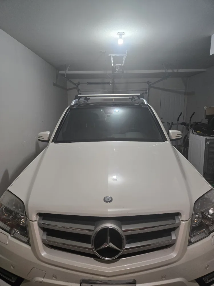 Mercedes-Benz GLK-Class White SUV image indicator(5)