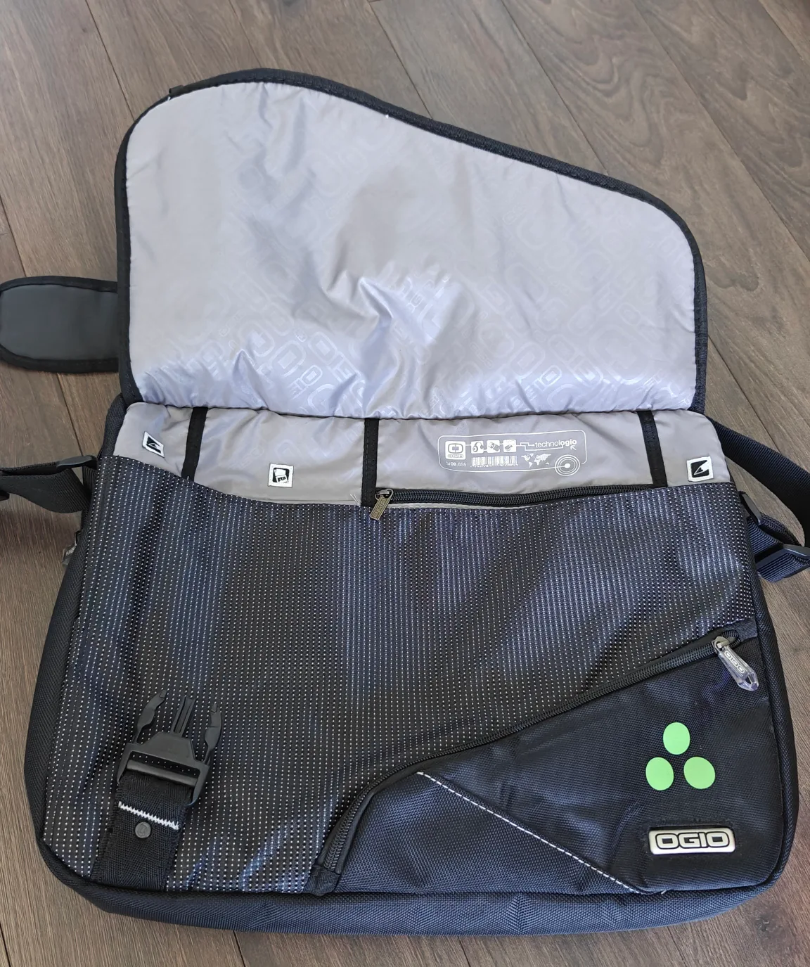 Ogio Splinter Cell Blacklist Laptop Messenger Bag (new) image indicator(3)