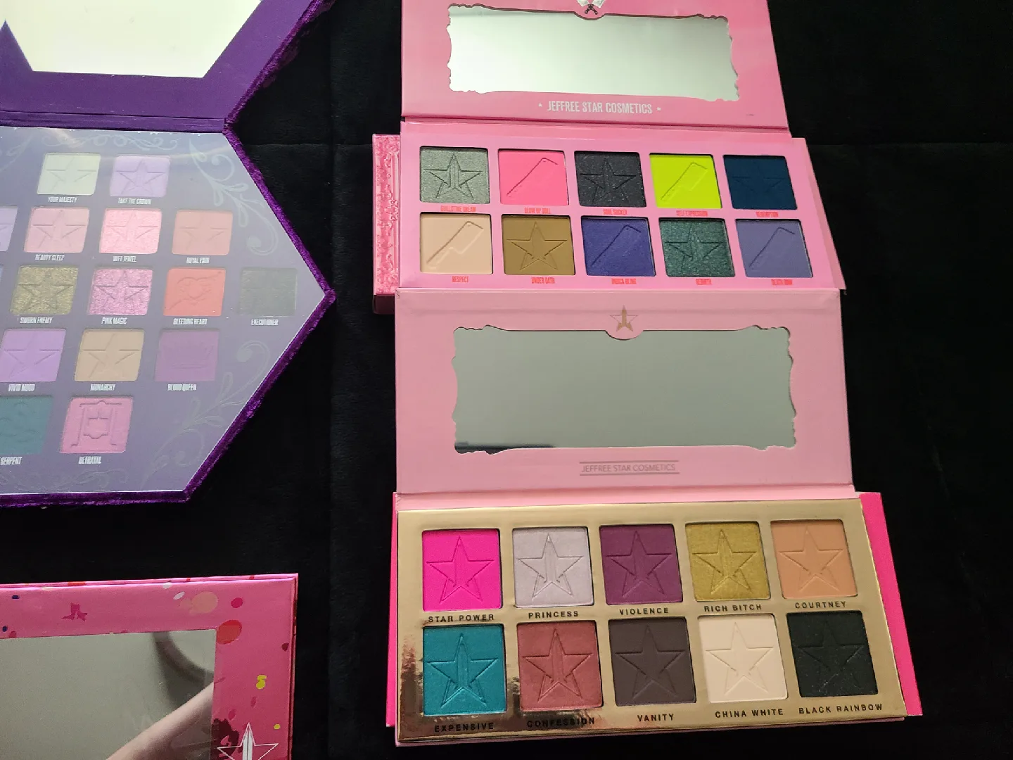 Jeffree Star Cosmetics Eyeshadow Palettes image indicator(6)