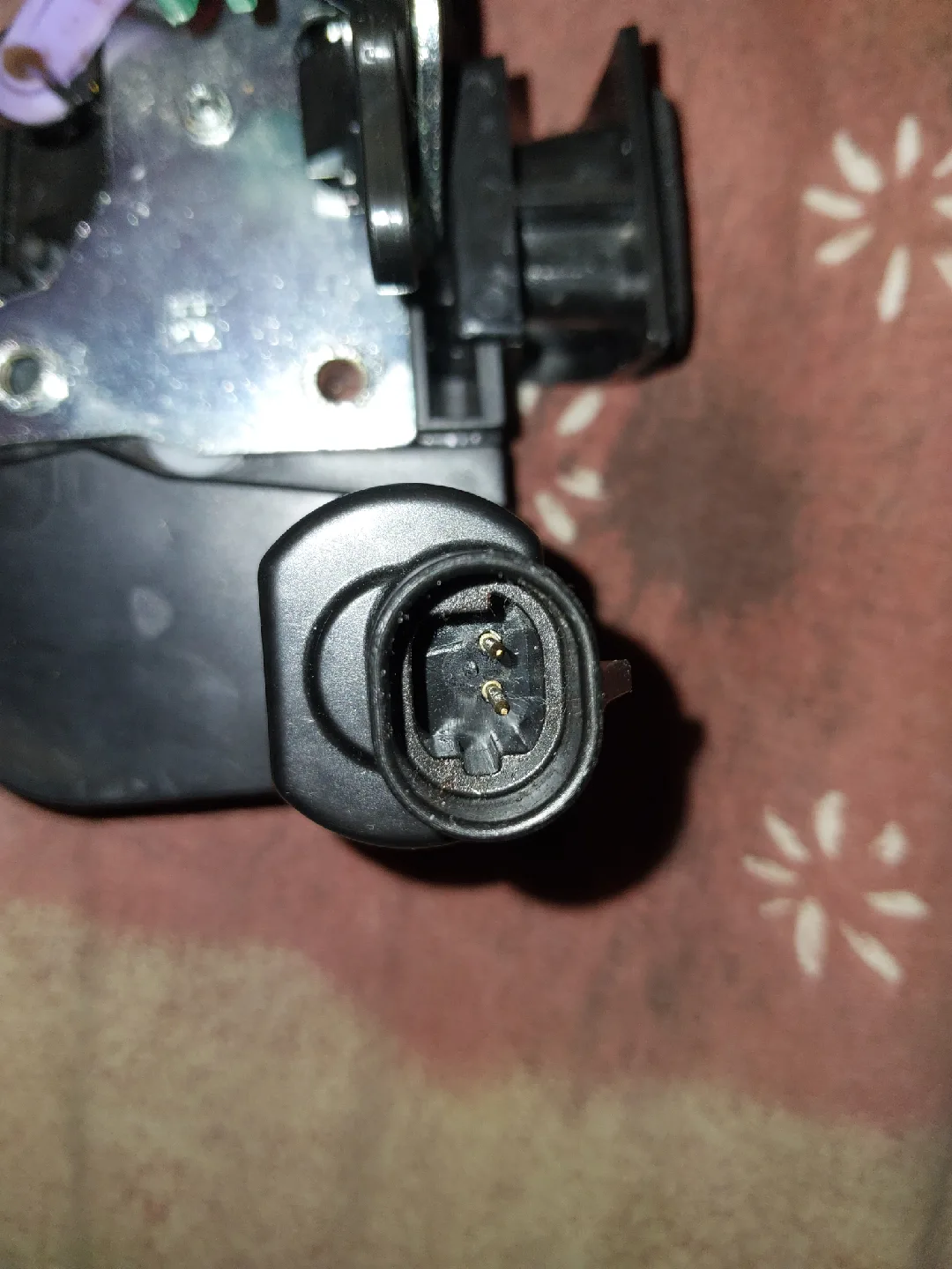 Door Latch ADoor Lock Actuator Motor Front Right Passenger Side image indicator(3)