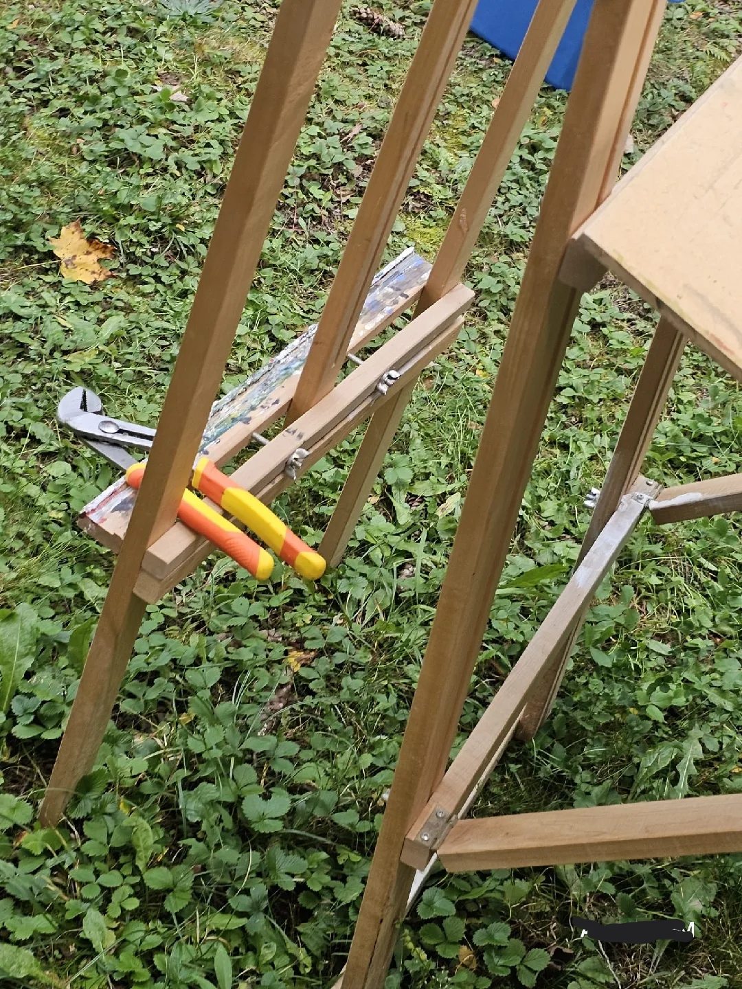 Wooden Artist Easel (modified) image indicator(3)