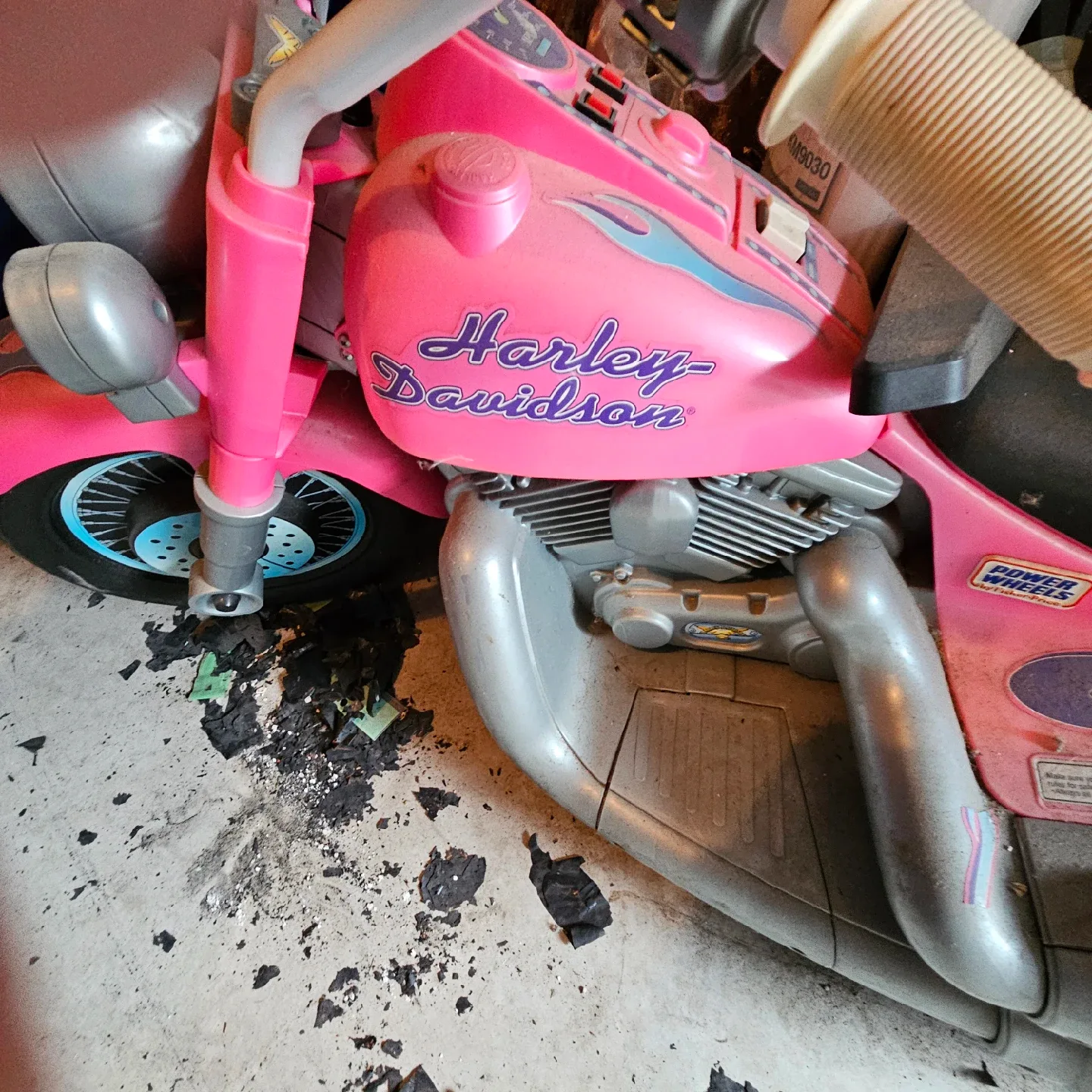 Harley-Davidson Pink Kids Motorcycle image indicator(2)