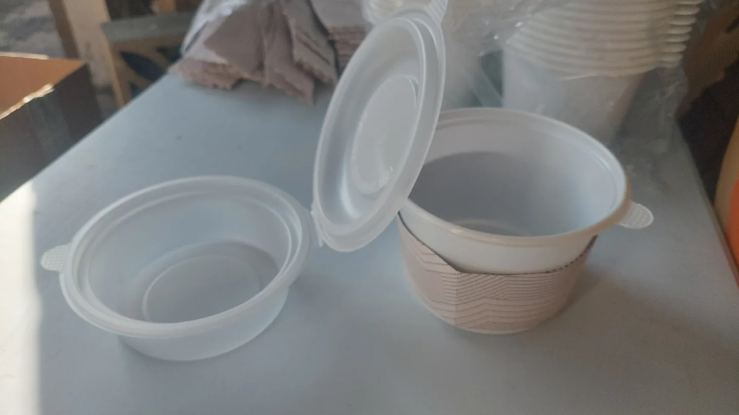 Food Containers with Lids image indicator(2)