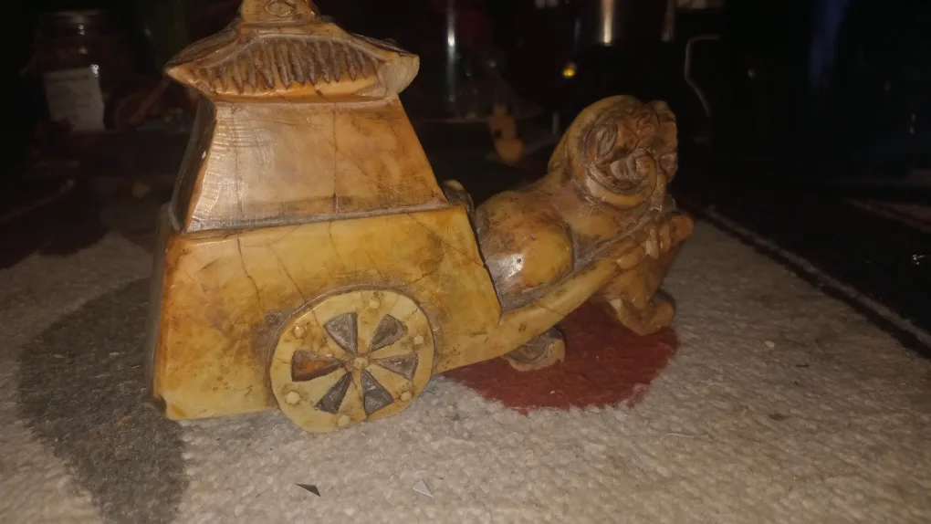 Vintage Chinese Lion Carriage Figurine image indicator(2)