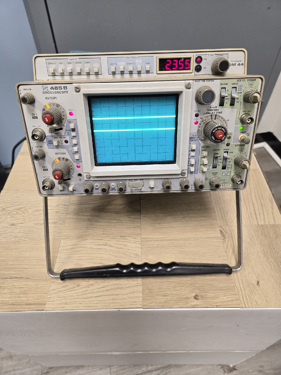 Tektronix 465B Oscilloscope
