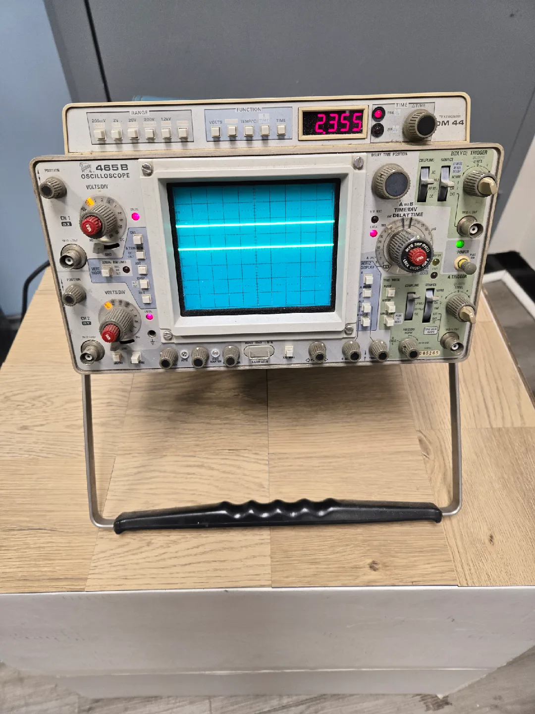Tektronix 465B Oscilloscope