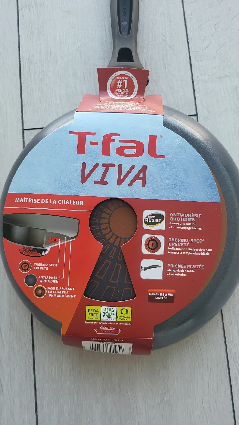 T-fal Viva 10.3" (26cm) Fry Pan - New! image indicator(4)